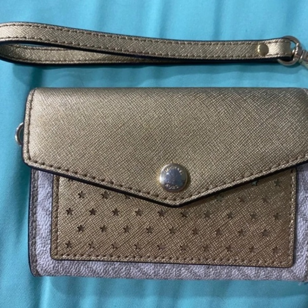 Michael Kors Wristlet